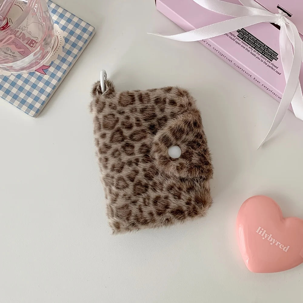 PlushQueen: Söpö Mini Leopardi-Plush Laukku