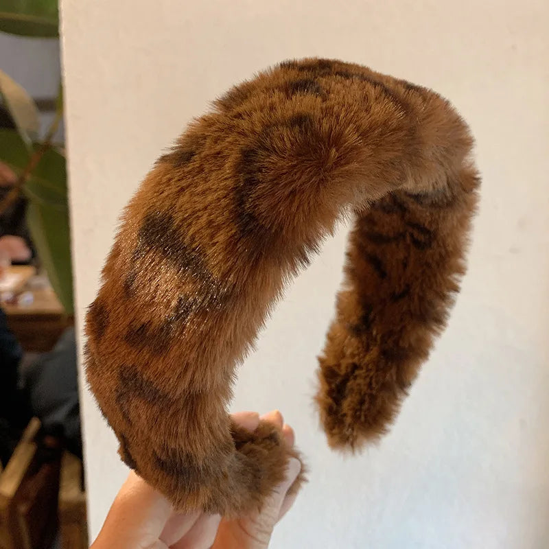 PlushQueen: Leopardi-printattu pehmopanta