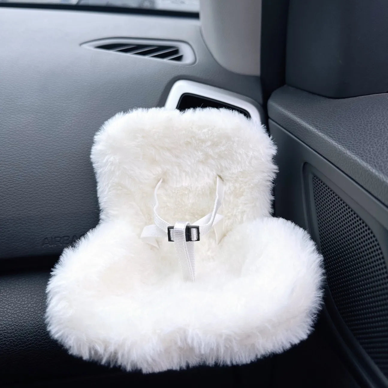 PlushQueen: Labubu Plush Doll Safety Seat