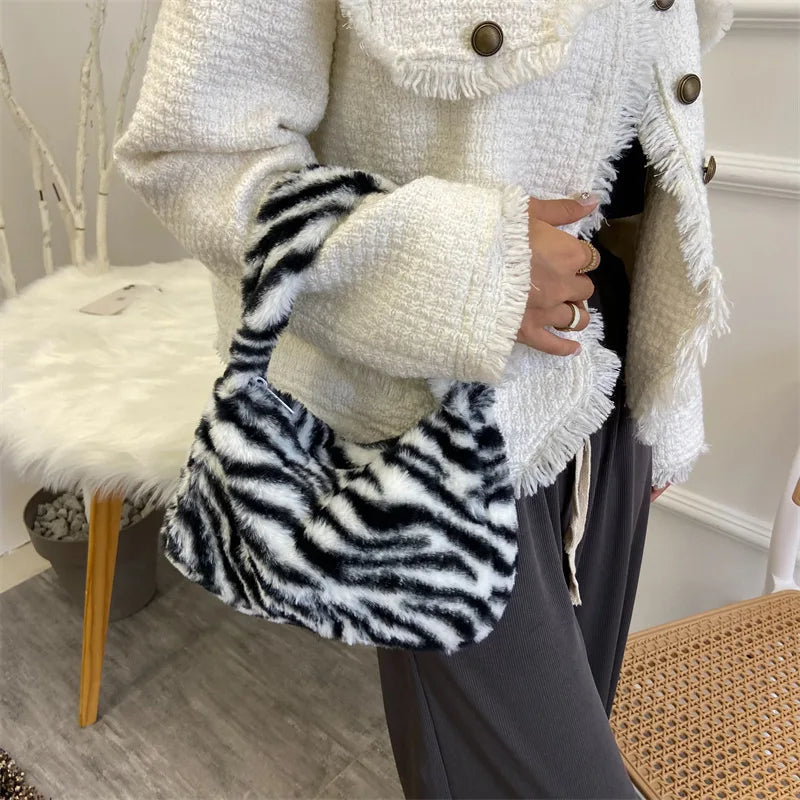 PlushQueen Tote Laukku  Söpö ja Törkeä Samassa Paketissa