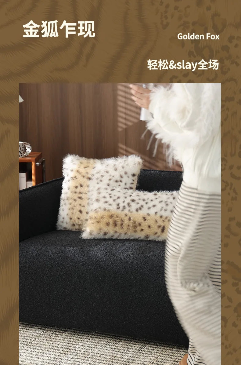 PlushQueen: Leopardi-plush-tyynynpäällinen