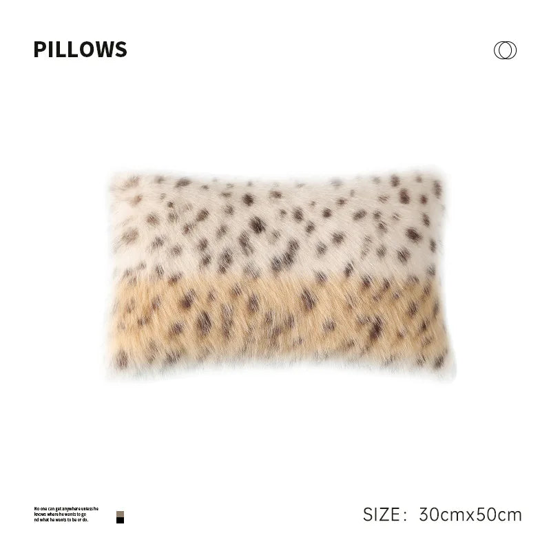 PlushQueen: Leopardi-plush-tyynynpäällinen