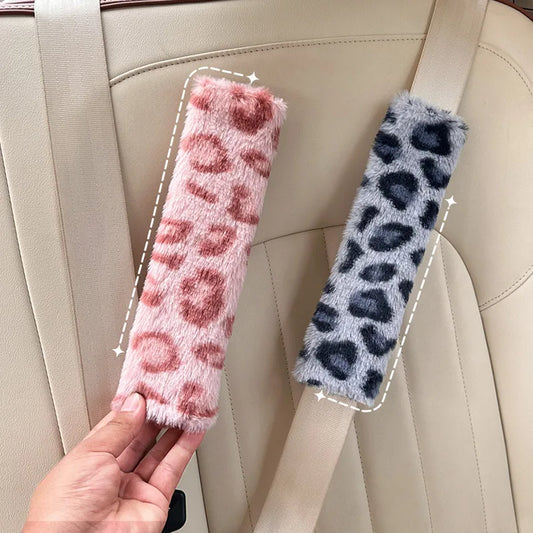 Plushqueen Leopardikuosinen Turvavyöpehmike