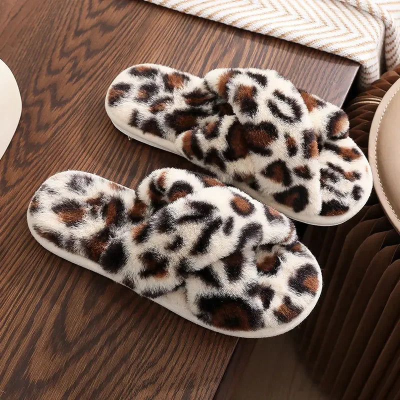 PlushQueen: Talven pehmoiset leoparditossukat sisäkäyttöön