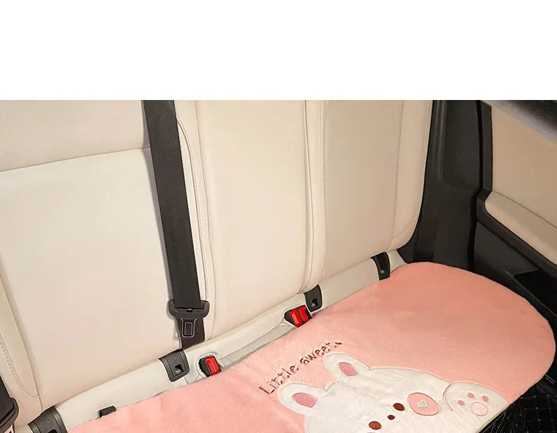 PLUSHQUEEN söpöilyä ilman leopardia AUTON PENKINSUOJASETTI