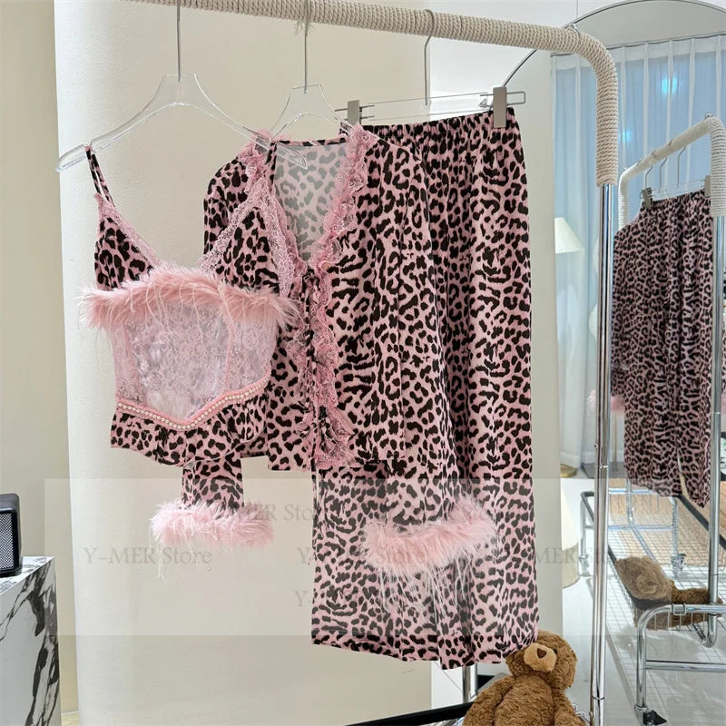 Leopardii Pinkkii – Kolmeosainen Pehmeä Setti Naisten Kotihotelliin
