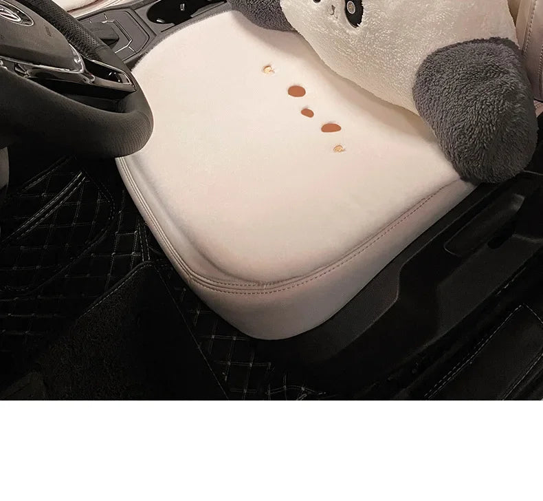 PLUSHQUEEN söpöilyä ilman leopardia AUTON PENKINSUOJASETTI