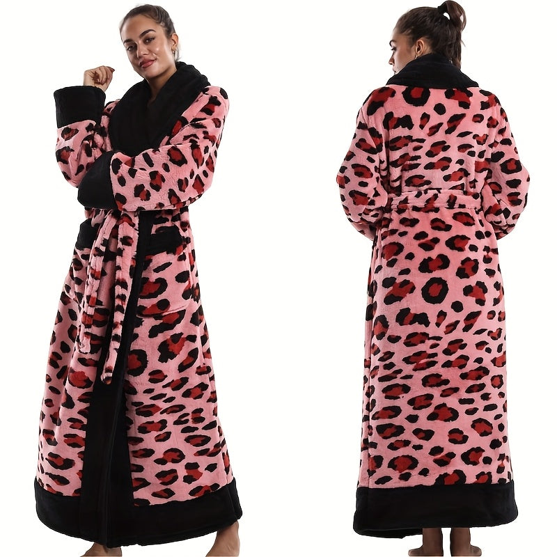 PLUSHQUEEN LEOPARDIKYLPYTAKKI JOLLA MENNÄÄN EIKÄ KYSYTÄ - yksi koko: rinnanympärys 135cm