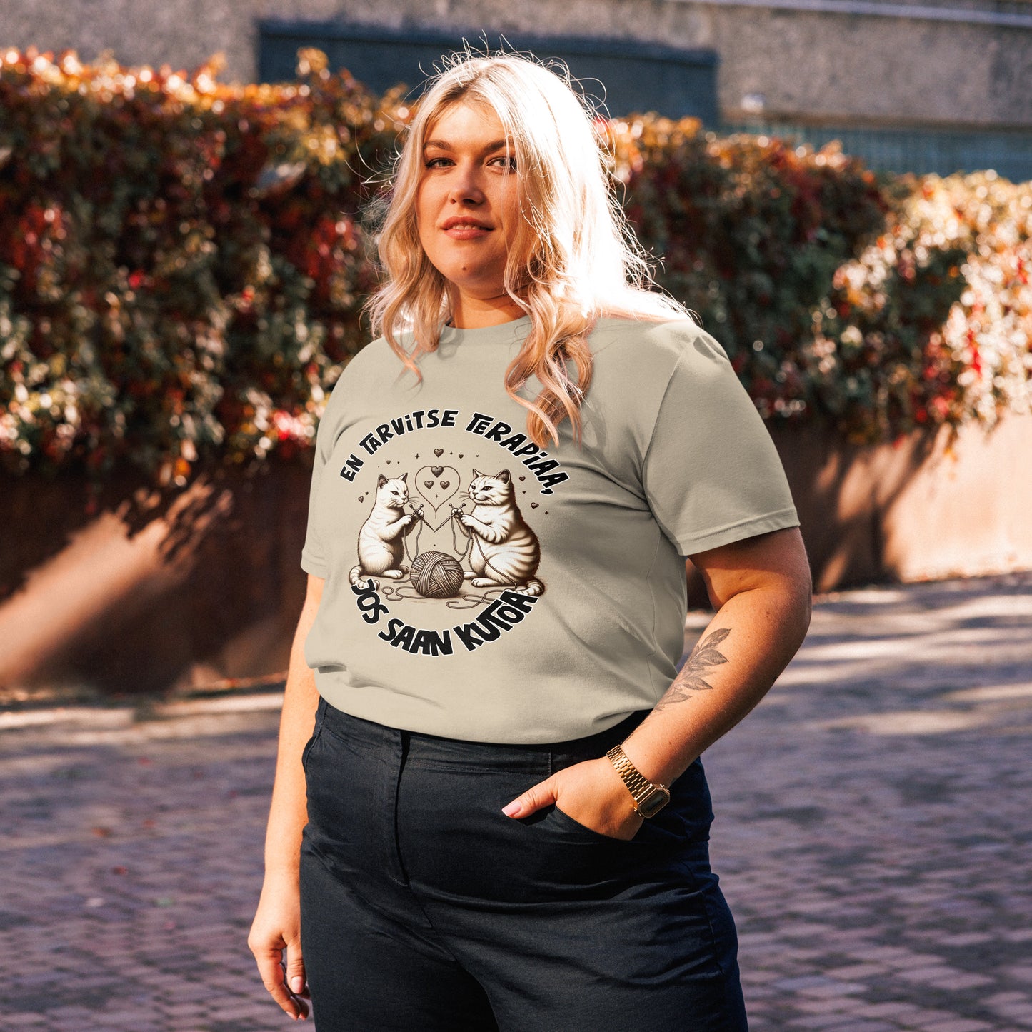 En tarvitse terapiaa, jos vain saan kutoa - Unisex t-paita